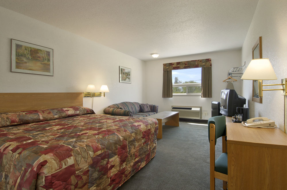 Super 8 By Wyndham Kenora Hotel Ngoại thất bức ảnh