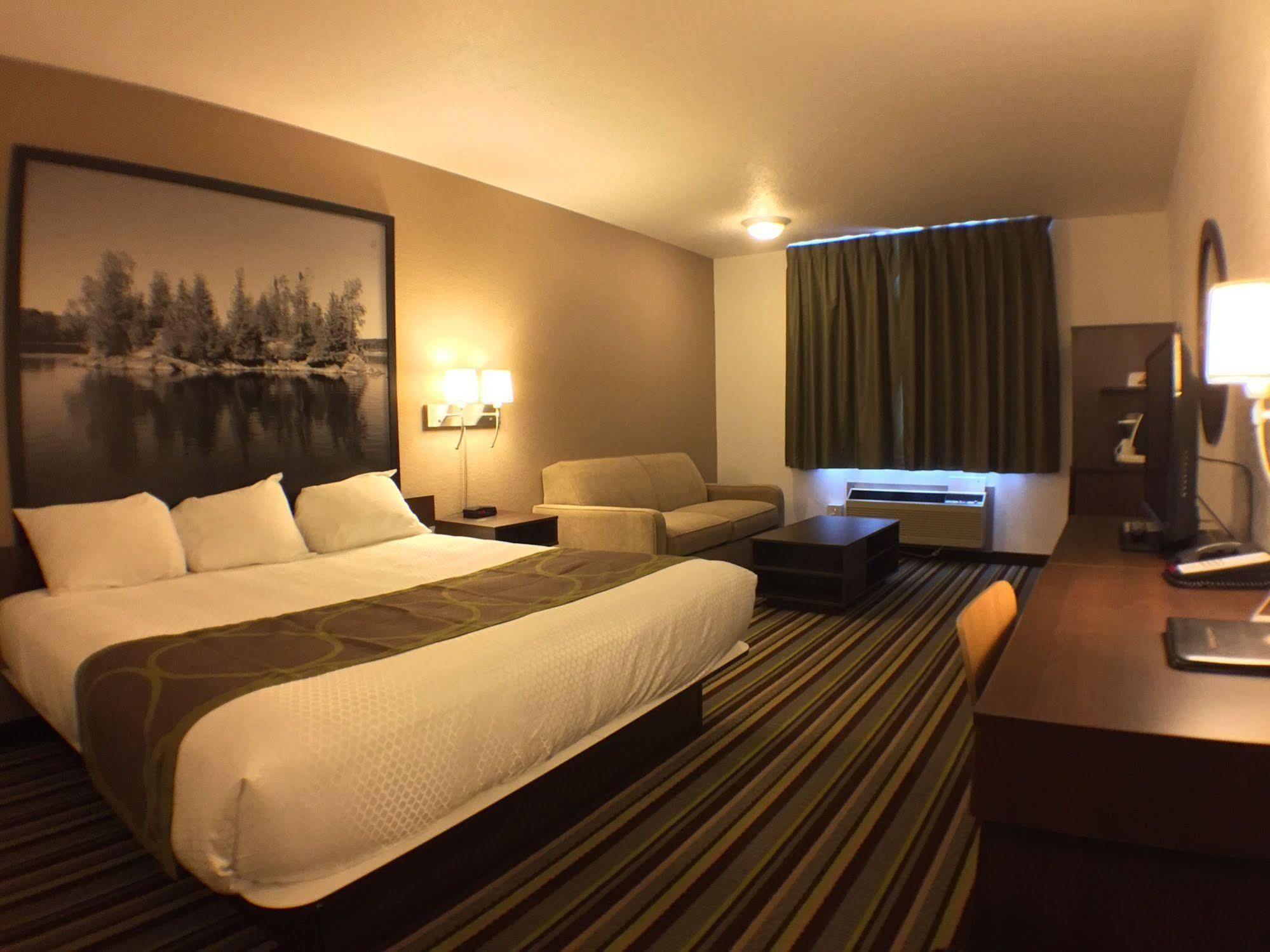 Super 8 By Wyndham Kenora Hotel Ngoại thất bức ảnh